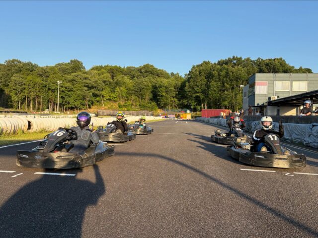 【浄泉寺懇親会】
昨日は豊田の石野サーキットでレンタルカートを皆んなで楽しんできました🏎️
殆どの方が未経験ということもあってどうなるかと思いましたけど派手なクラッシュもなく楽しく走らせることができてたと思います😄
とても好評だったのでまた今年中にやれたらいいなぁ、と思っています！
皆さん筋肉痛になってると思いますがお疲れ様でした！！

#浄泉寺
#石野サーキット
#レンタルカート